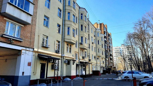 Продам двухкомнатную (2-комн.) квартиру, Первомайская ул, 87, Москва г