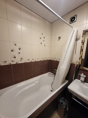 Продам трехкомнатную (3-комн.) квартиру, Тимошенко ул, 18, Ростов-на-Дону г