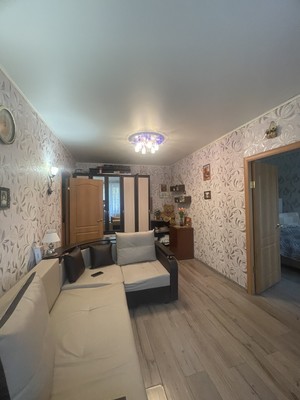 Продам двухкомнатную (2-комн.) квартиру, Мосфильмовская ул, 39к2, Москва г