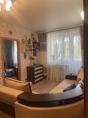 Продам двухкомнатную (2-комн.) квартиру, Мосфильмовская ул, 39к2, Москва г