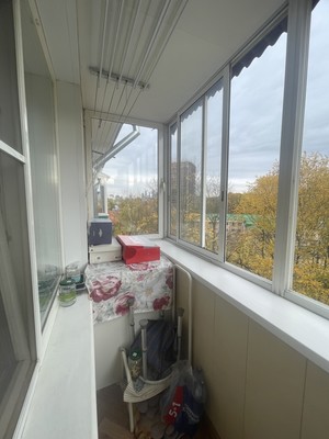 Продам двухкомнатную (2-комн.) квартиру, Мосфильмовская ул, 39к2, Москва г