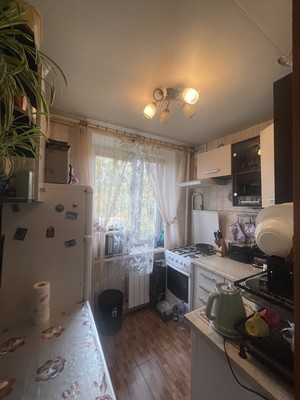 Продам двухкомнатную (2-комн.) квартиру, Мосфильмовская ул, 39к2, Москва г
