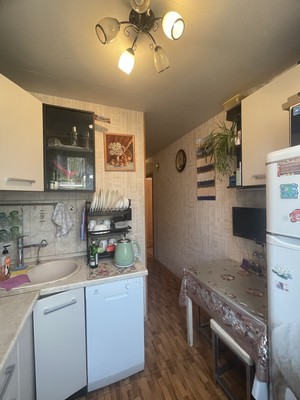 Продам двухкомнатную (2-комн.) квартиру, Мосфильмовская ул, 39к2, Москва г