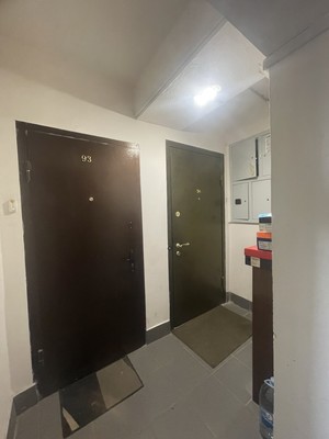 Продам двухкомнатную (2-комн.) квартиру, Мосфильмовская ул, 39к2, Москва г