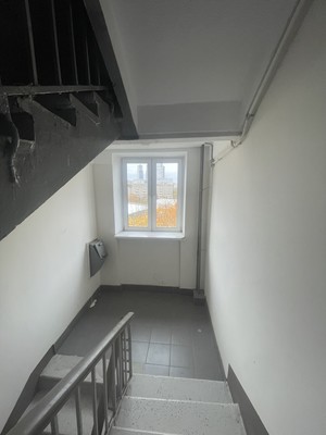Продам двухкомнатную (2-комн.) квартиру, Мосфильмовская ул, 39к2, Москва г