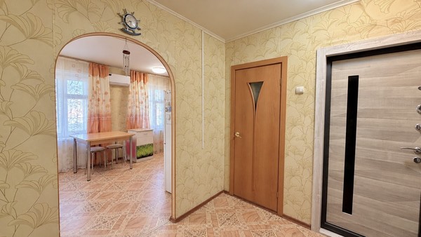 Продам двухкомнатную (2-комн.) квартиру, Пограничная ул, 32, Находка г