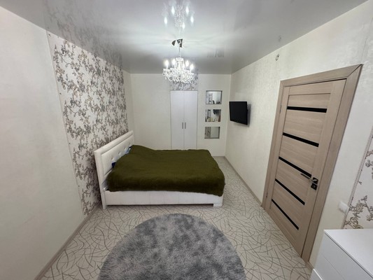Продам двухкомнатную (2-комн.) квартиру, Мира пр-кт, 26, Комсомольск-на-Амуре г
