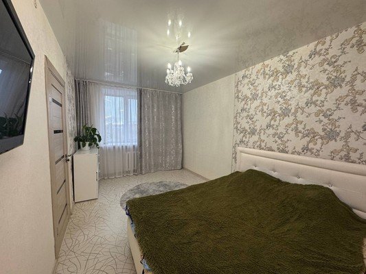 Продам двухкомнатную (2-комн.) квартиру, Мира пр-кт, 26, Комсомольск-на-Амуре г