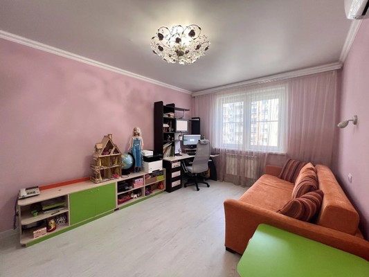 Продам двухкомнатную (2-комн.) квартиру, Южная ул, 25, Новороссийск г