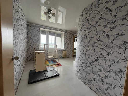 Продам трехкомнатную (3-комн.) квартиру, Ахметова ул, 355, Уфа г