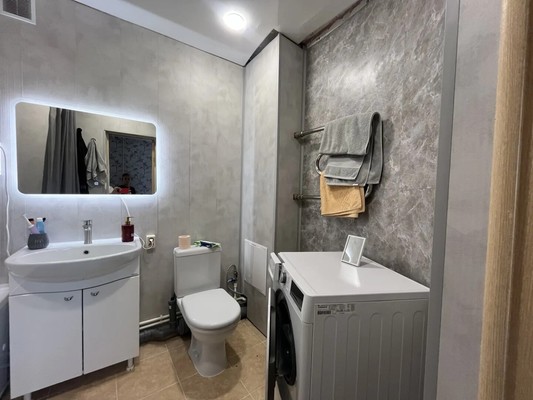 Продам трехкомнатную (3-комн.) квартиру, Ахметова ул, 355, Уфа г