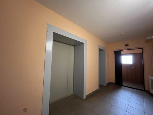 Продам трехкомнатную (3-комн.) квартиру, Ахметова ул, 355, Уфа г