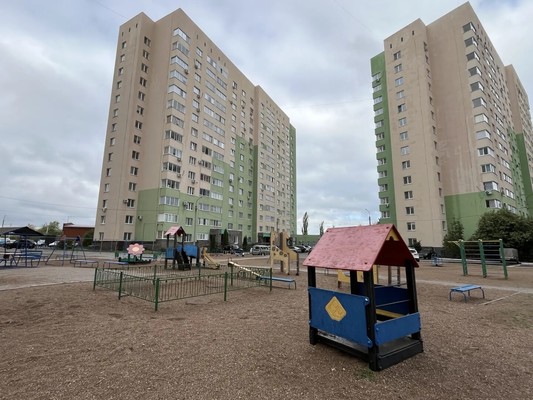 Продам трехкомнатную (3-комн.) квартиру, Ахметова ул, 355, Уфа г