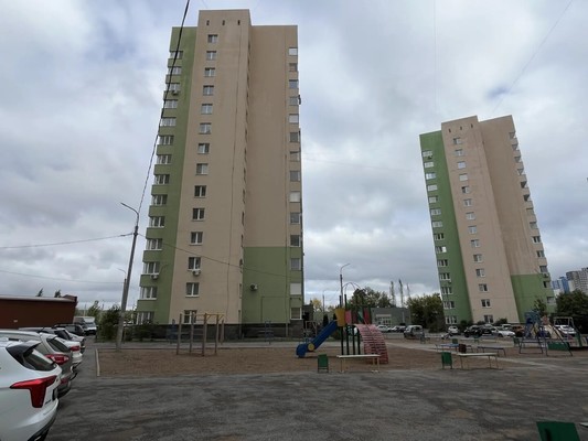 Продам трехкомнатную (3-комн.) квартиру, Ахметова ул, 355, Уфа г