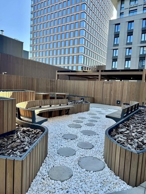 Продам трехкомнатную (3-комн.) квартиру, Малая Очаковская ул, 1к2, Москва г