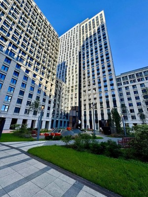 Продам трехкомнатную (3-комн.) квартиру, Малая Очаковская ул, 1к2, Москва г
