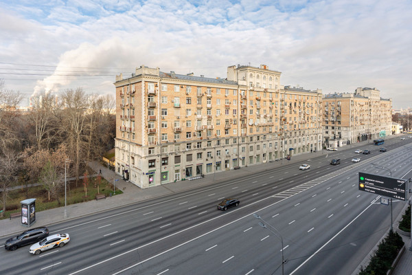Продам многокомнатную квартиру, Ленинский пр-кт, 21, Москва г