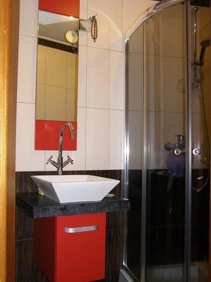 Продам трехкомнатную (3-комн.) квартиру, Киевская ул, 139/2, Симферополь г