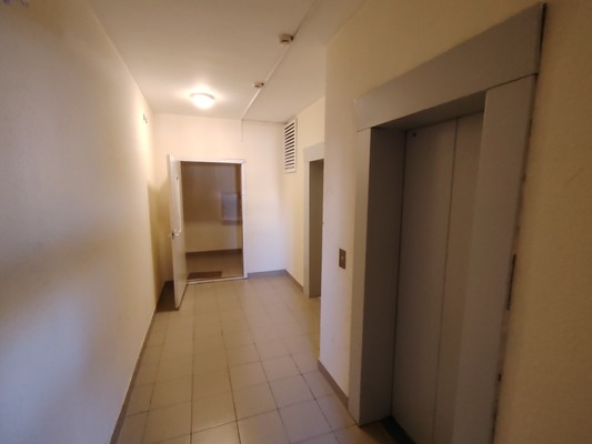 Продам трехкомнатную (3-комн.) квартиру, Весенняя ул, 16, Люберцы г