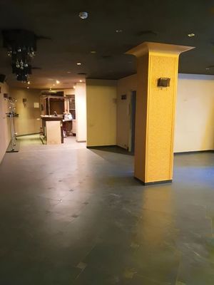 Продам коммерческое помещение 326,5 м2, Щукинская ул, 2, Москва г