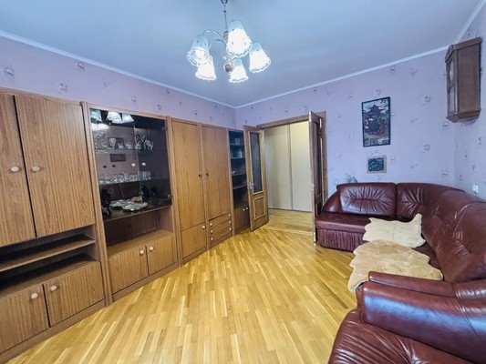 Продам трехкомнатную (3-комн.) квартиру, Жмайлова ул, 23к1, Ростов-на-Дону г