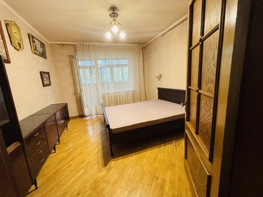 Продам трехкомнатную (3-комн.) квартиру, Жмайлова ул, 23к1, Ростов-на-Дону г
