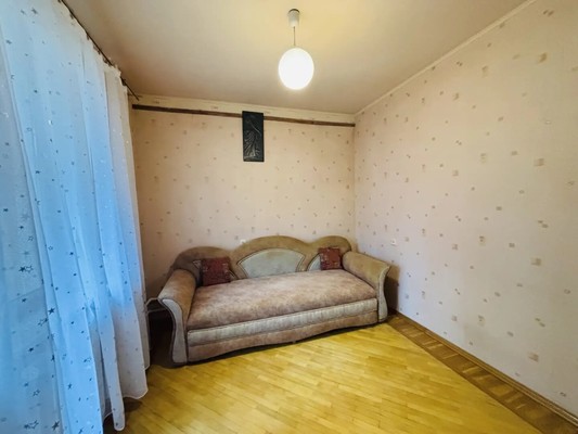 Продам трехкомнатную (3-комн.) квартиру, Жмайлова ул, 23к1, Ростов-на-Дону г