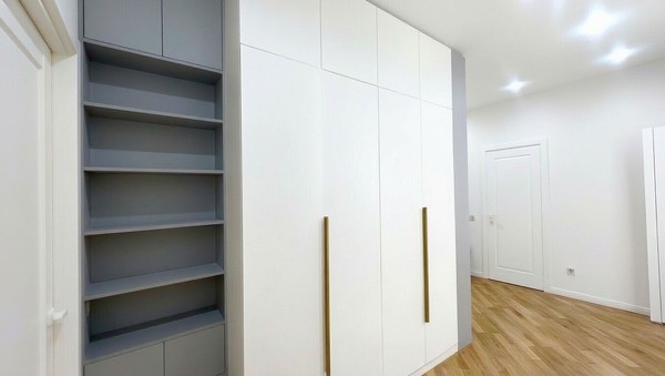 Продам трехкомнатную (3-комн.) квартиру, Удальцова ул, 65, Москва г