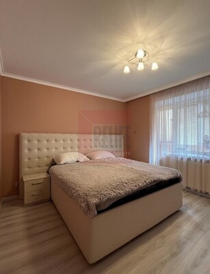 Продам трехкомнатную (3-комн.) квартиру, Малый пер, 15, Калининград г