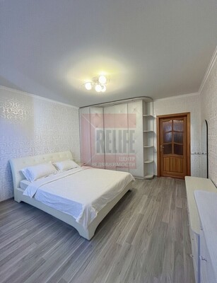Продам трехкомнатную (3-комн.) квартиру, Малый пер, 15, Калининград г