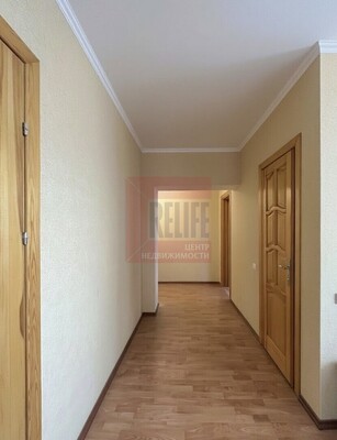 Продам трехкомнатную (3-комн.) квартиру, Малый пер, 15, Калининград г