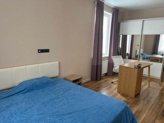 Продам трехкомнатную (3-комн.) квартиру, Бутлерова ул, 7кБ, Москва г
