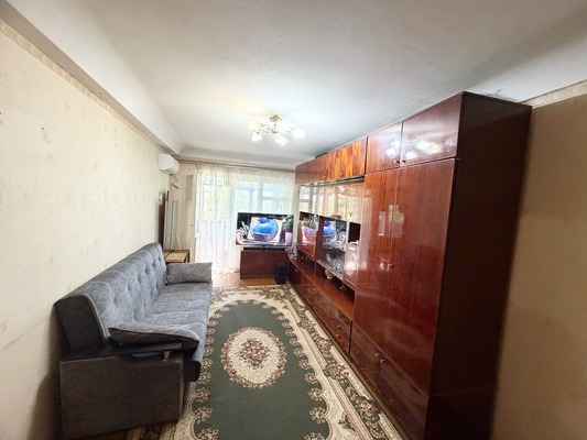 Продам двухкомнатную (2-комн.) квартиру, Коммунистический пр-кт, 21/4, Ростов-на-Дону г