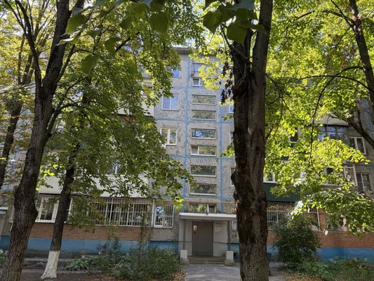 Продам двухкомнатную (2-комн.) квартиру, Коммунистический пр-кт, 21/4, Ростов-на-Дону г