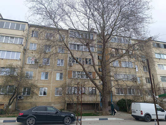 Продам трехкомнатную (3-комн.) квартиру, Утренняя ул, 10, Малый Маяк с