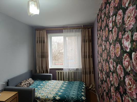 Продам трехкомнатную (3-комн.) квартиру, Утренняя ул, 10, Малый Маяк с