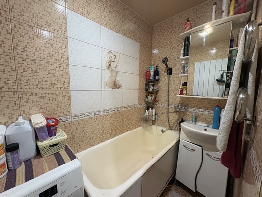 Продам трехкомнатную (3-комн.) квартиру, Старочеркасский пер, 8, Ростов-на-Дону г
