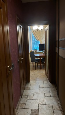 Продам трехкомнатную (3-комн.) квартиру, Фрунзе ул, 5А, Санкт-Петербург г