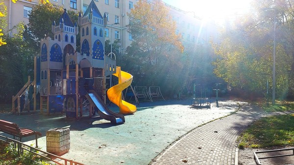 Продам трехкомнатную (3-комн.) квартиру, Фрунзе ул, 5А, Санкт-Петербург г
