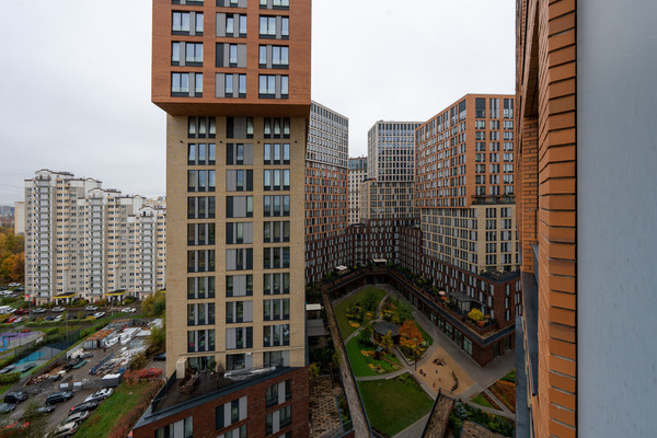 Продам трехкомнатную (3-комн.) квартиру, Рублёвское ш, 101, Москва г