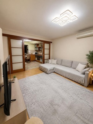 Продам трехкомнатную (3-комн.) квартиру, 2-я Бухвостова ул, 7, Москва г