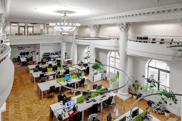 Продам коммерческое помещение 13 682 м2, Новорязанская ул, 8А 1, Москва г
