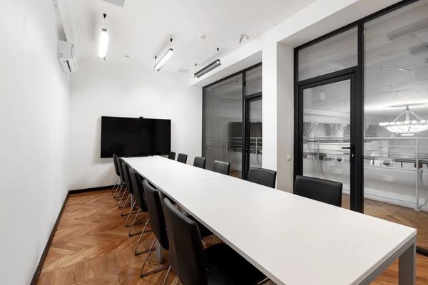 Продам коммерческое помещение 13 682 м2, Новорязанская ул, 8А 1, Москва г