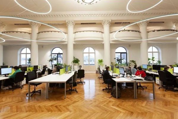 Продам коммерческое помещение 13 682 м2, Новорязанская ул, 8А 1, Москва г