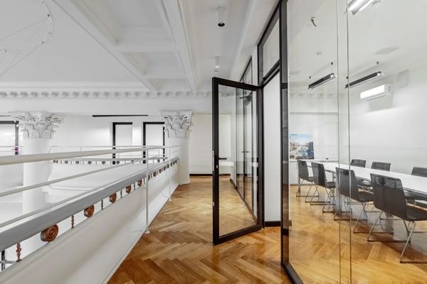 Продам коммерческое помещение 13 682 м2, Новорязанская ул, 8А 1, Москва г