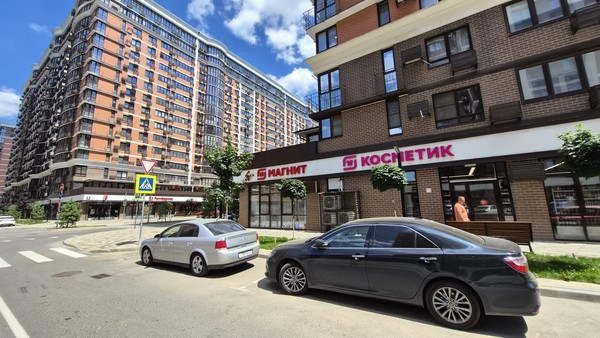Сдам трехкомнатную (3-комн.) квартиру, им. Ивана Беличенко ул, 92к1, Краснодар г