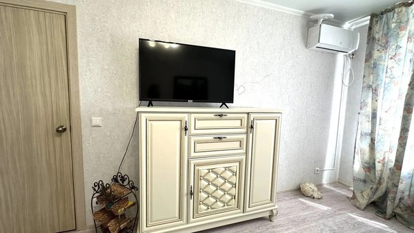 Продам однокомнатную (1-комн.) квартиру, Котанова ул, 1к1, Новороссийск г