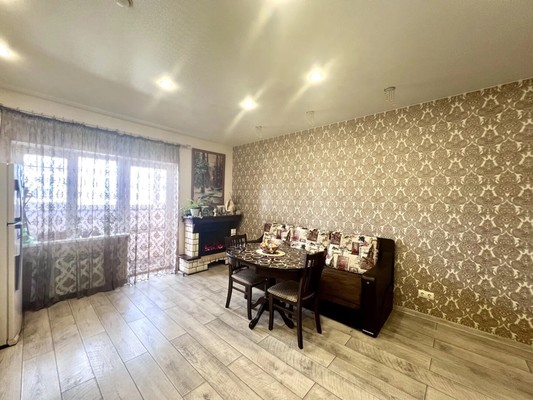 Продам двухкомнатную (2-комн.) квартиру, Пионерская ул, 21Ак1, Новороссийск г