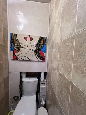 Продам трехкомнатную (3-комн.) квартиру, Хворостянского ул, 9, Новороссийск г