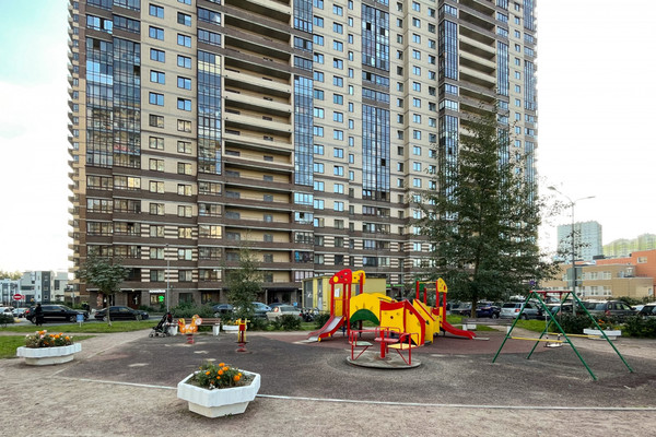 Продам однокомнатную (1-комн.) квартиру, Новая ул, 13к1, Мурино п